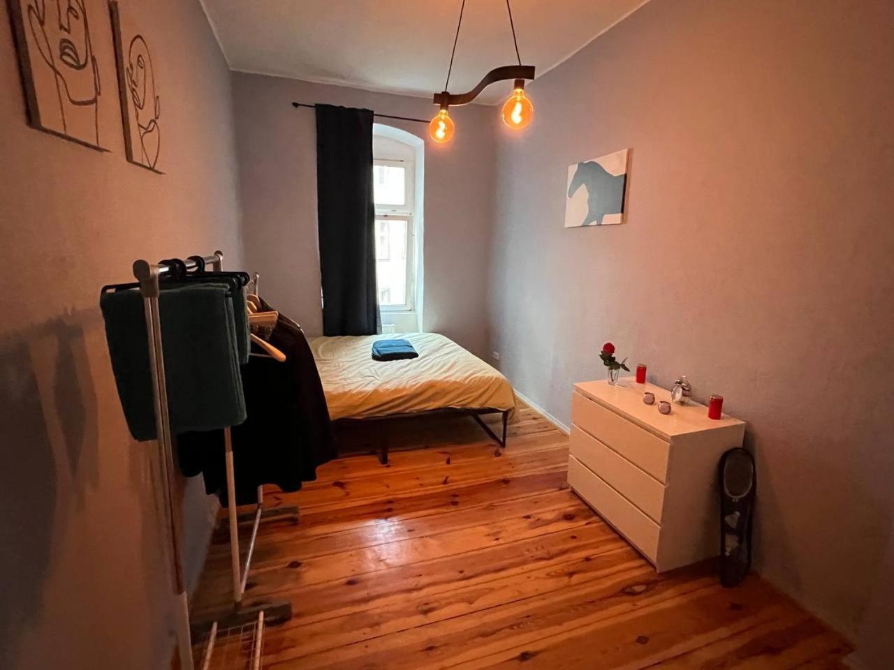 Stylish 2-Room Apartment With Balcony Next To East Side Gallery Berlin Exterior foto